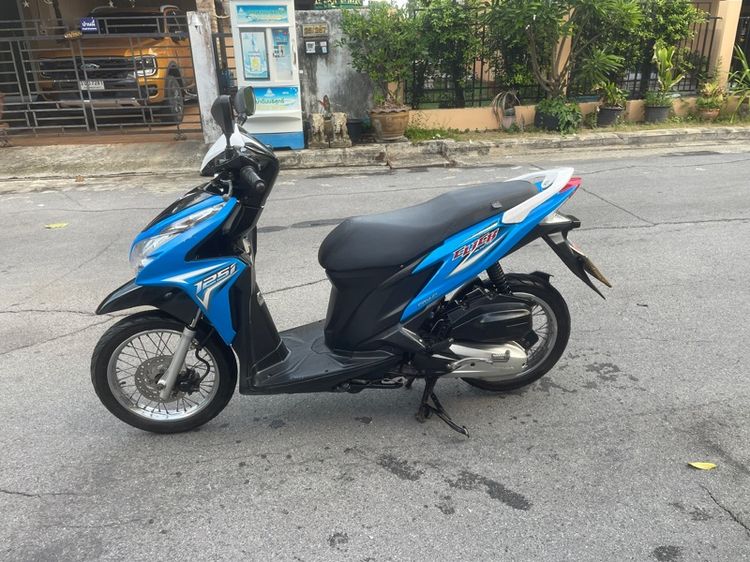 Honda รุ่น Click125i ปี57 รถเครื่องดี สภาพพร้อมใช้งาน ต้องมาลองครับ