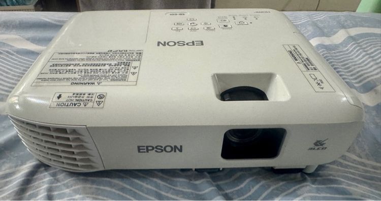 โปรเจ็คเตอร์ Epson EB-E01