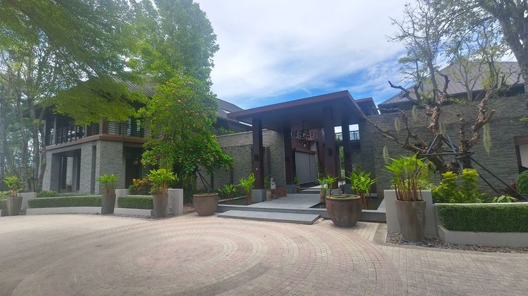 ตกแต่งครบ ขายบ้านกึ่งรีสอร์ทสไตล์ อยู่ติดสนามกอล์ฟ  ตั้งอยู่ในโครงการกฤษดา ซิตี้ กอล์ฟ ฮิลล์(โครงการ 26) อ.นครชัยศรี จ.นครปฐม รูปที่ 3