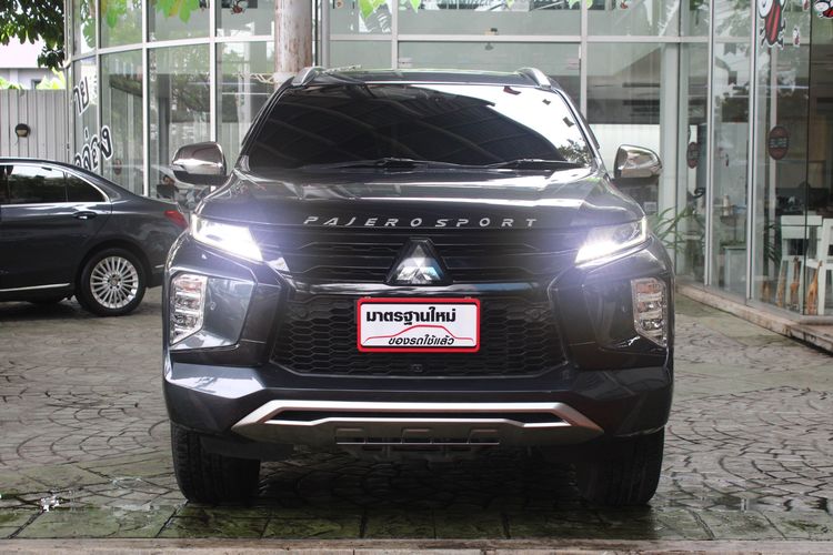 รถ Mitsubishi Pajero Sport 2.4 GT Premium สี ดำ