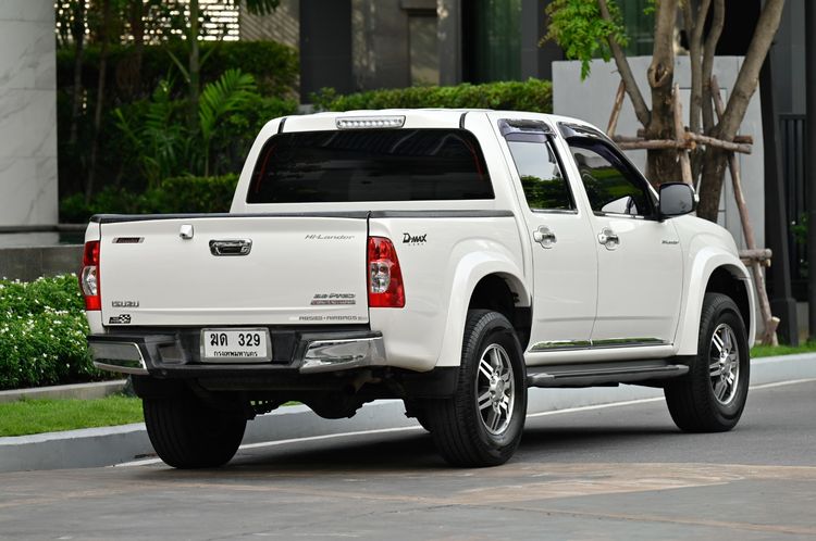 Isuzu D-MAX 2012 3.0 Hi-Lander Super Titanium Pickup ดีเซล ไม่ติดแก๊ส เกียร์อัตโนมัติ ขาว รูปที่ 4