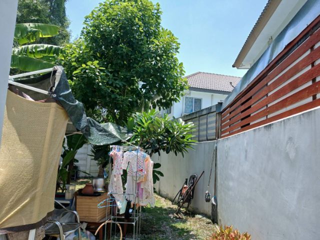 ขายด่วนวันนี้บ้านทาวน์โฮม2ชั้น 3ห้องนอน 2ห้องน้ำ หมู่บ้านพฤกษา77 (พระสมุทรเจดีย์) เนื้อที่40.4ตารางวา พิเศษสุดติดต่อภายใน1เดือนนี้เท่านั้นจากปกติราคา2500000ติดต่อตอนนี้ลดทันที200000 ด่วนนะค่ะ รูปที่ 2