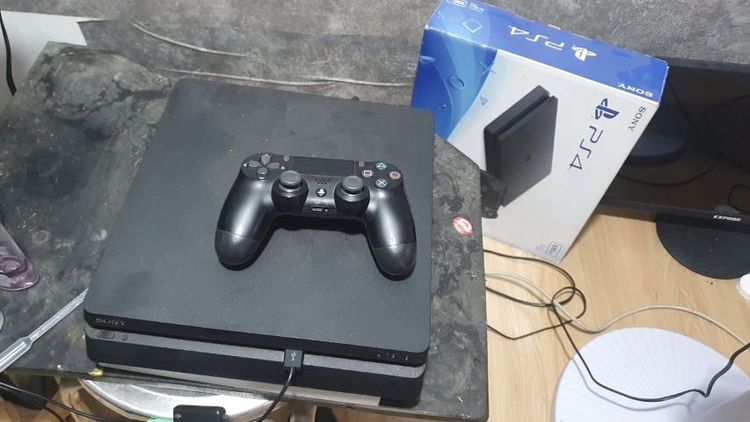 ps4 slim