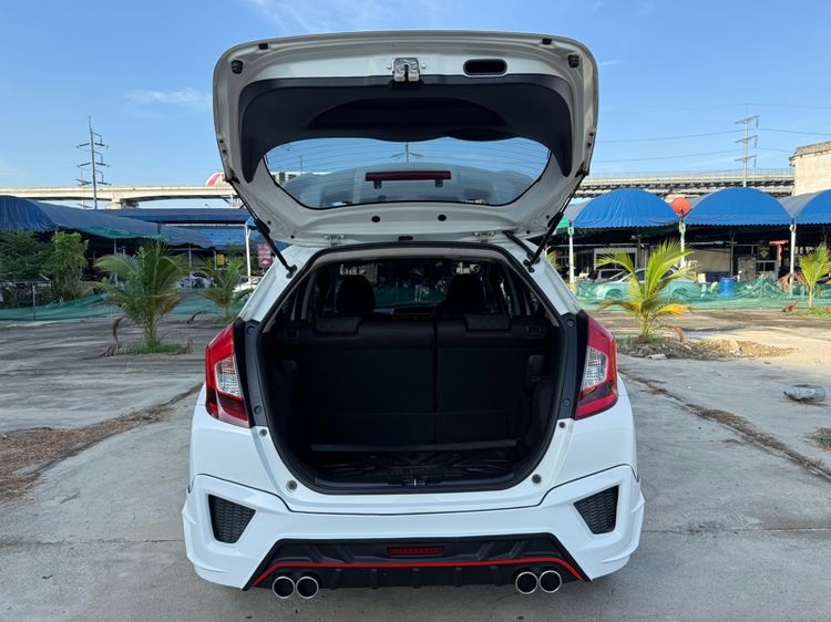 Honda Jazz 2016 1.5 S i-VTEC Sedan เบนซิน ไม่ติดแก๊ส เกียร์อัตโนมัติ ขาว รูปที่ 4