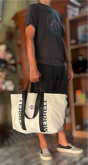 กระเป๋าผ้า Canvas Merrell Tote bag