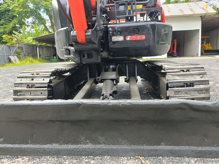 รถขุด แบคโฮ  Kubota U30-6  ขนาด 3 ตัน   คอนโทรลน้ำมัน ปั๊มนิ้ว แทรคเหล็ก มีไลน์ไปป์ปิ้ง รูปที่ 9