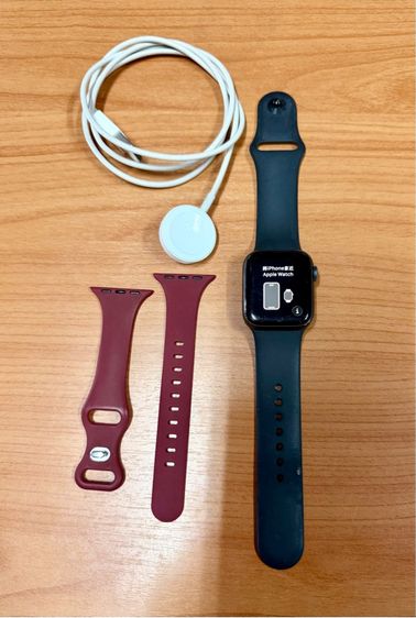 Apple Watch Series 6 Space Gray Aluminum Case Black Sport Band มือ 2 ขายตามสภาพ