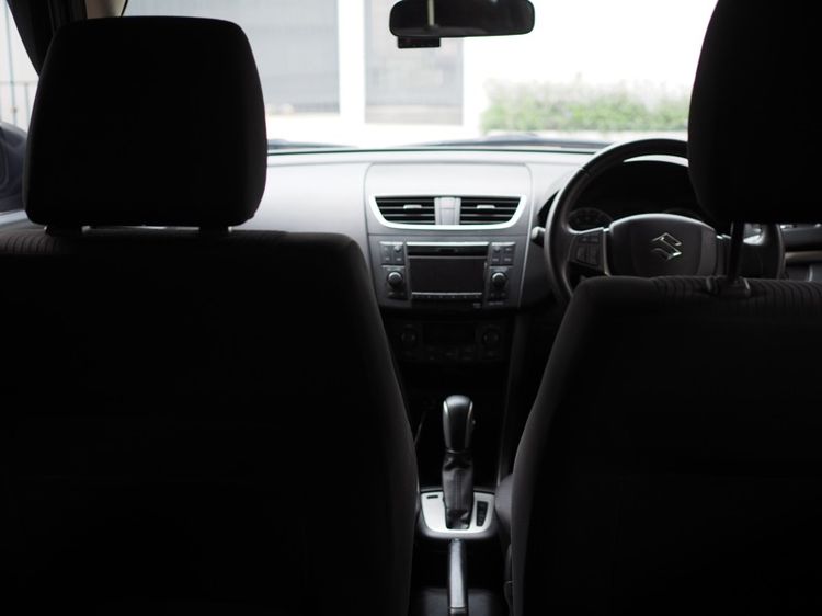 Suzuki Swift 2012 1.2 GLX เบนซิน ไม่ติดแก๊ส เกียร์อัตโนมัติ เทา รูปที่ 3
