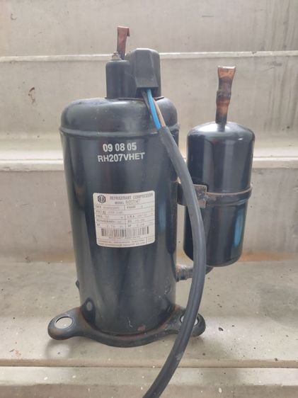 แอร์ติดผนัง Mitsubishi ขายคอมเพรสเซอร์แอร์ 12000btu น้ำยา R22 ใช้งานได้ถอดออก