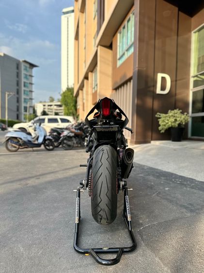 YAMAHA R1 2018 รูปที่ 4