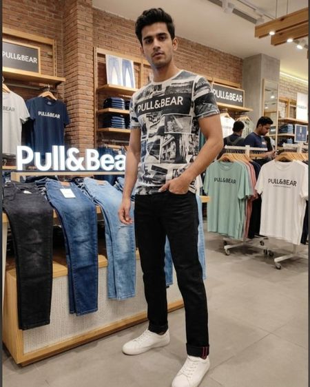 ดำ อื่นๆ แขนยาว ยีนส์ อื่นๆ pull bear