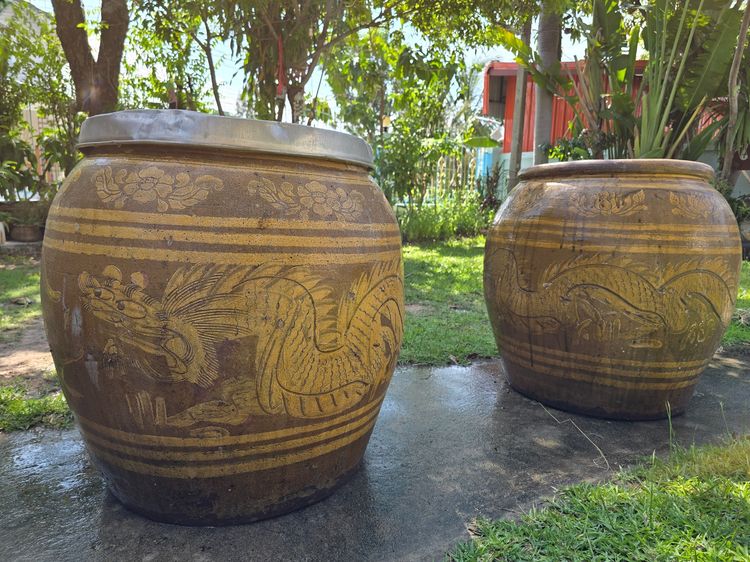 ขายโอ่งมังกรแท้ราชบุรี  รุ่นดั่งเดิม เก่า สะสม ลายสวย ซื้อมา ประมาณ 30 ปี  ที่แล้ว