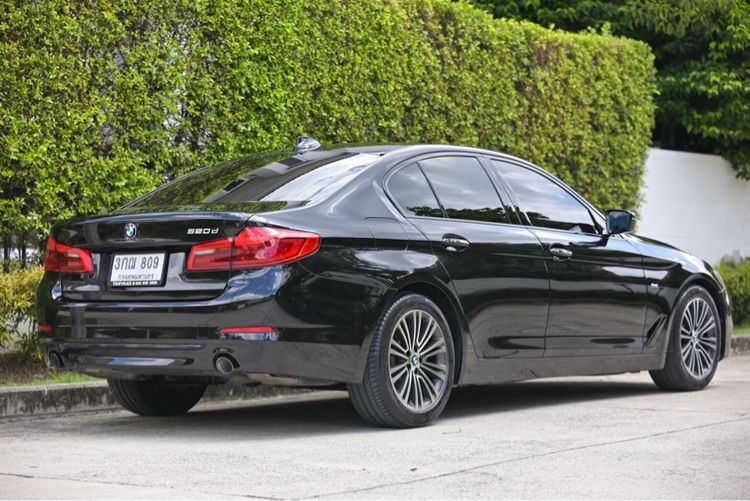 BMW Series 5 2018 520d Sedan ดีเซล ไม่ติดแก๊ส เกียร์อัตโนมัติ ดำ รูปที่ 3