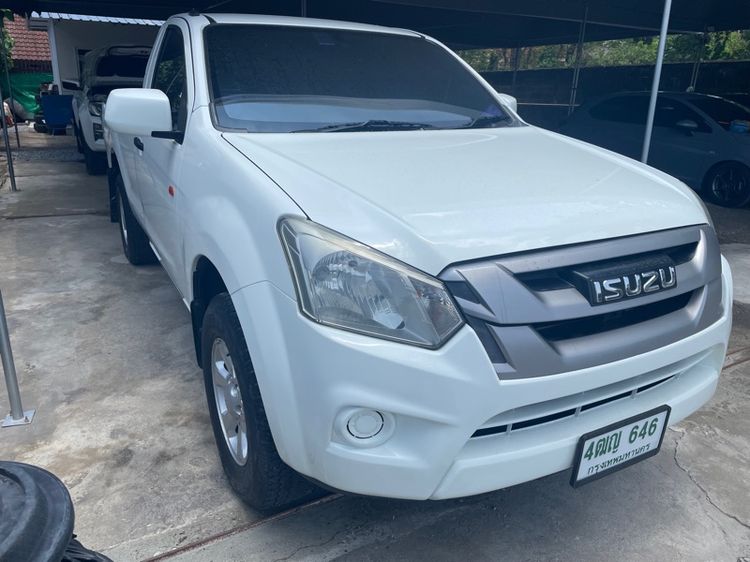 รถ Isuzu D-MAX 1.9 S สี ขาว