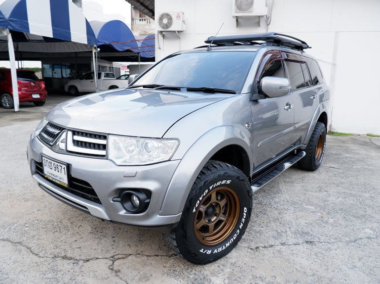 รถ Mitsubishi Pajero Sport 2.5 GT สี เทา