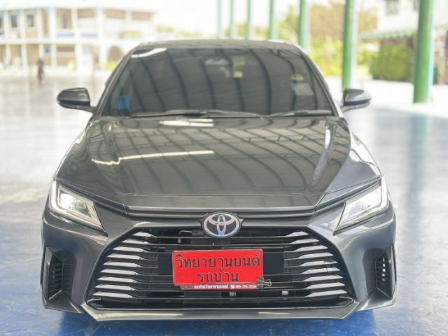 Toyota Yaris ATIV 2024 1.2 Smart Sedan เบนซิน ไม่ติดแก๊ส เกียร์อัตโนมัติ เทา รูปที่ 3