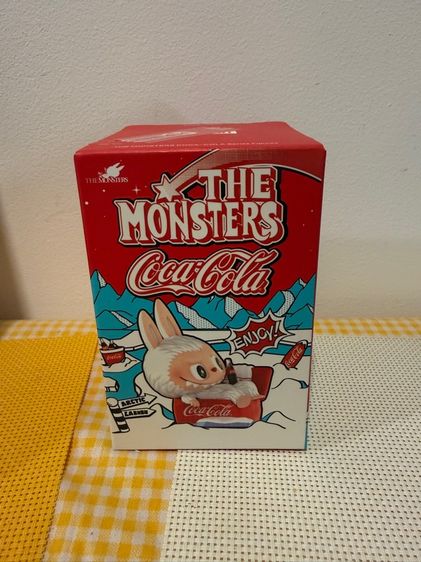 ลาบูบู้ x Cocacola 