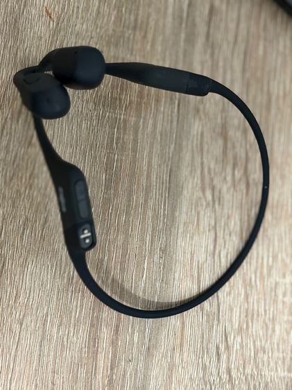 ￼Shokz OPENRUN หูฟังออกกำลังกายไร้สาย รุ่นระดับกลางยอดนิยม สวมใส่สบาย แบตอึด กันน้ำมาตรฐาน IP67 รับประกัน 2 ปี รูปที่ 2