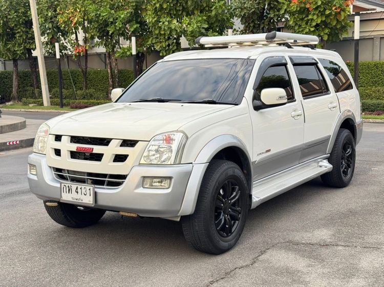 รถ Isuzu MU-7 3.0 สี ขาว