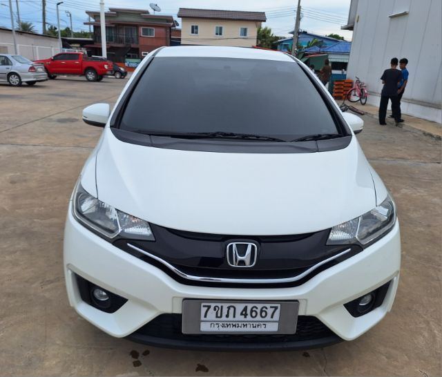 รถ Honda Jazz 1.5 SV i-VTEC สี ขาว