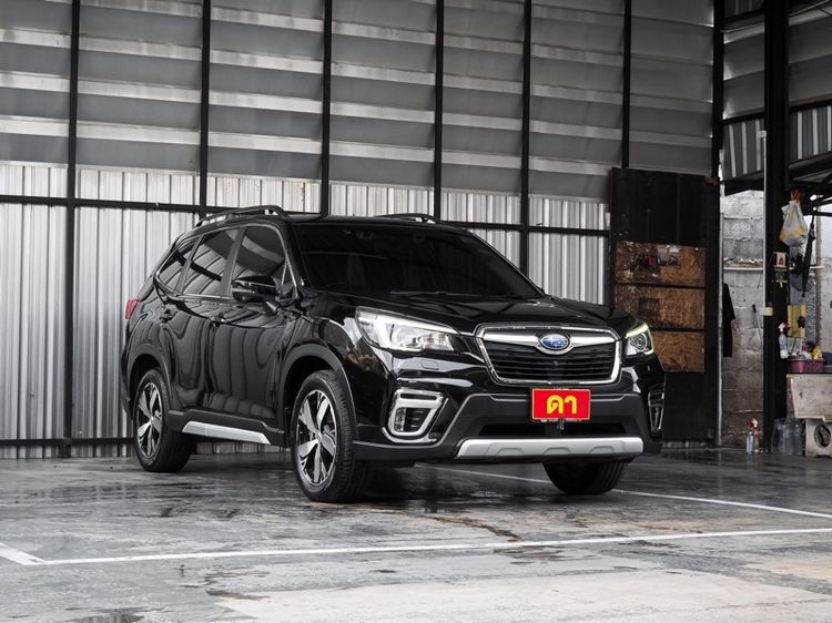 Subaru Forester 2023 2.0 i-S EyeSight Utility-car เบนซิน ไม่ติดแก๊ส เกียร์อัตโนมัติ ดำ