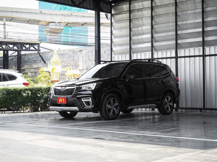 Subaru Forester 2023 2.0 i-S EyeSight Utility-car เบนซิน ไม่ติดแก๊ส เกียร์อัตโนมัติ ดำ