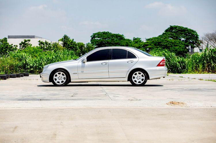 Mercedes-Benz C-Class 2006 C220 CDI Sedan ดีเซล เกียร์อัตโนมัติ เทา รูปที่ 4