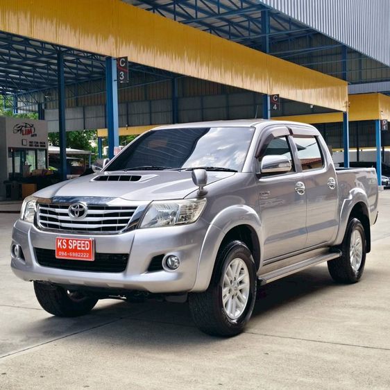 รถ Toyota Hilux Vigo Champ Double Cab 2.5 G VNT Prerunner สี เทา