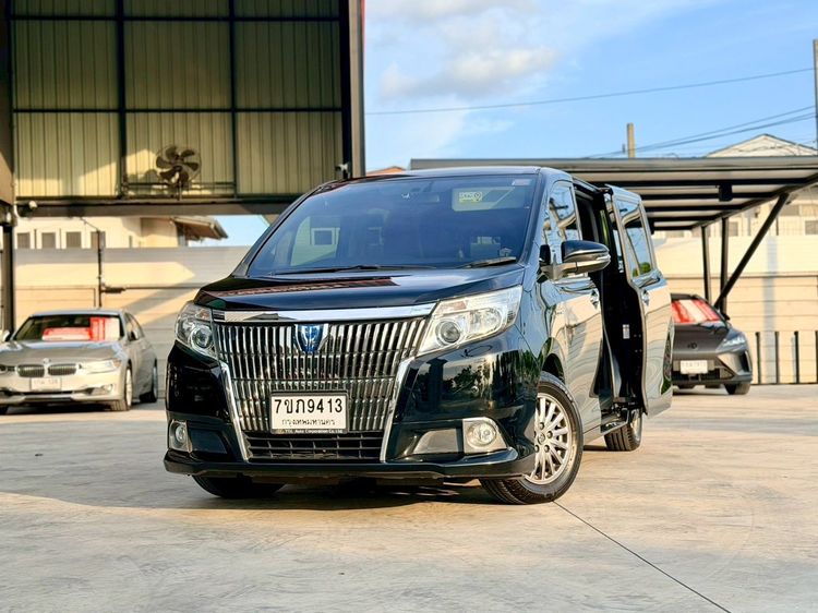 Toyota Esquire 2015 1.8 Hybrid Gi Utility-car ไฮบริด ไม่ติดแก๊ส เกียร์อัตโนมัติ ดำ รูปที่ 2