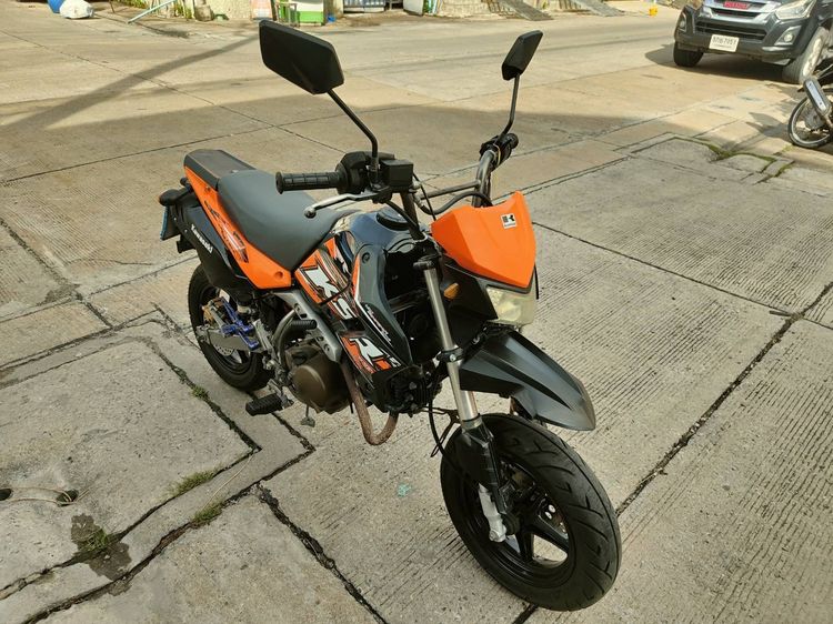 🛵ยังไงก็ขาย KSR ปี 58 เครื่องดี สีสวย สตาร์ทมือ รถบ้านพร้อมใช้งาน เปลี่ยนน้ำมันเครื่องฟรี ส่งฟรี30 กิโล รูปที่ 5