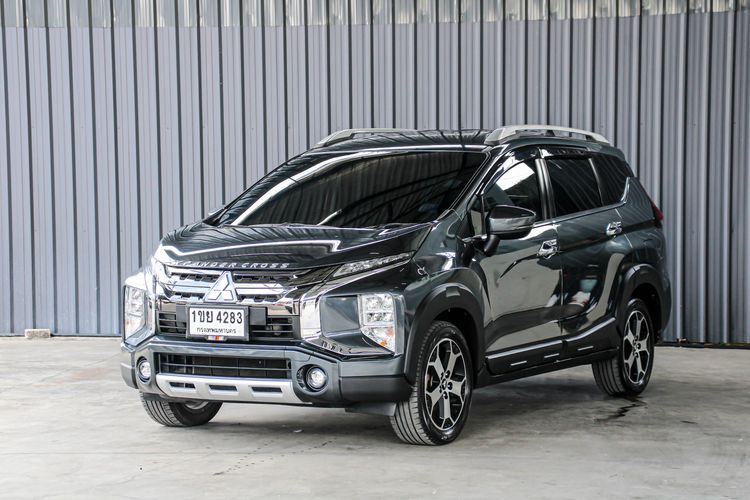 รถ Mitsubishi Xpander 1.5 Cross สี เทา