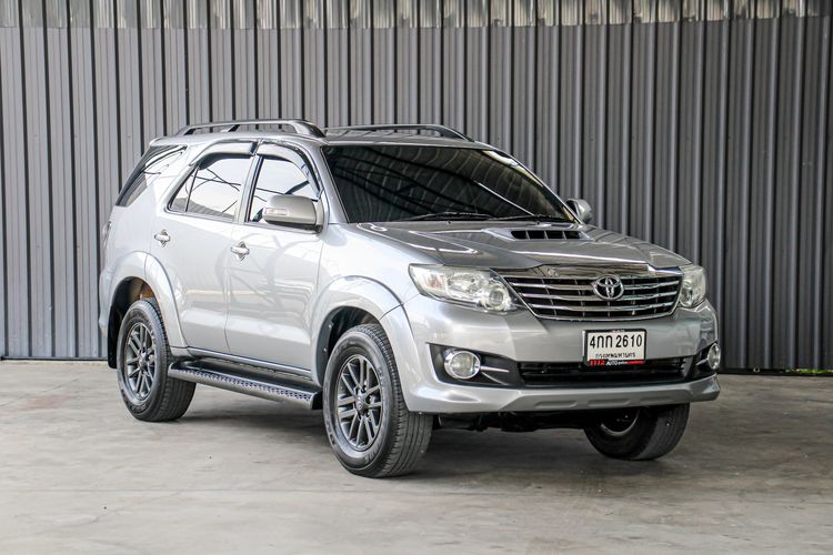 Toyota Fortuner 2015 2.5 V Utility-car ดีเซล ไม่ติดแก๊ส เกียร์อัตโนมัติ เทา รูปที่ 3