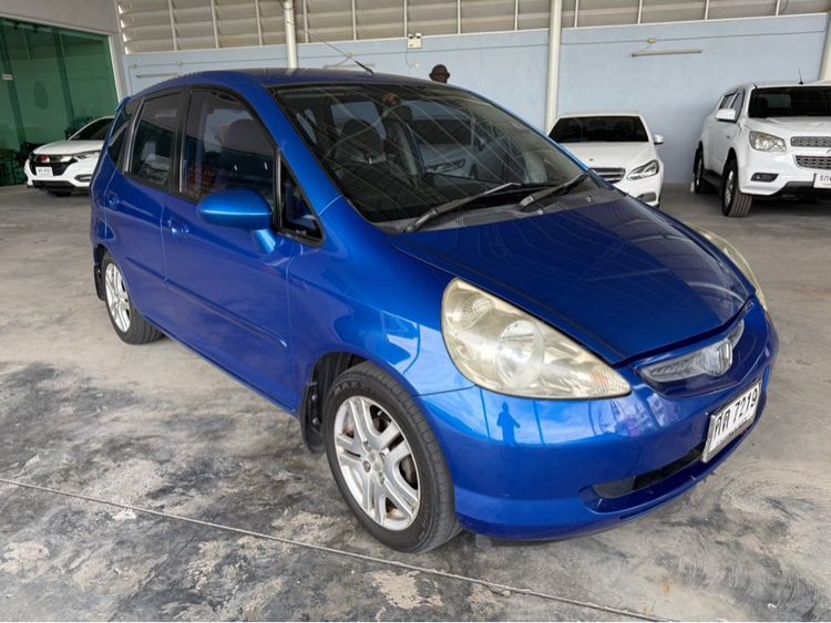 รถ Honda Jazz 1.5 E i-DSi สี น้ำเงิน