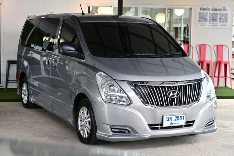 Hyundai H-1  2013 2.5 Executive Utility-car ดีเซล ไม่ติดแก๊ส เกียร์อัตโนมัติ บรอนซ์เงิน รูปที่ 3