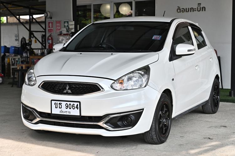 Mitsubishi Mirage 2016 1.2 GLX Sedan เบนซิน ไม่ติดแก๊ส เกียร์อัตโนมัติ ขาว