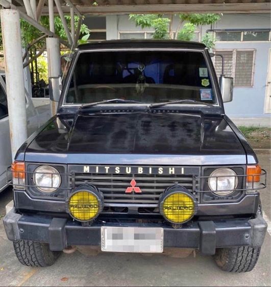 รถ Mitsubishi Pajero 2.5 VG Turbo สี ดำ