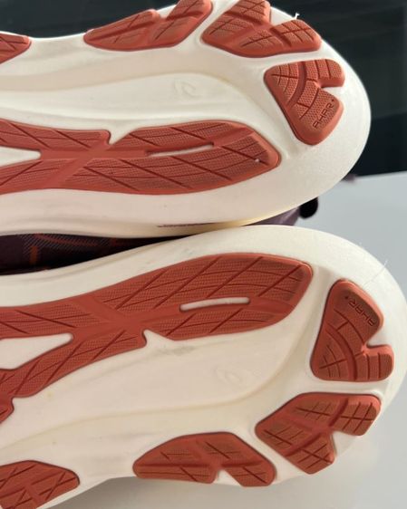 ขาย Asics GT2000-13 size 40-255cm เหมือนใหม่ ของแท้ รูปที่ 9