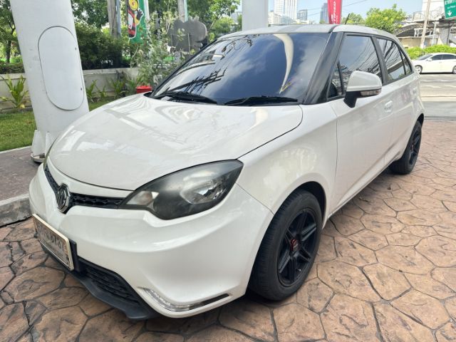 รถ MG MG3 1.5 X สี ขาว