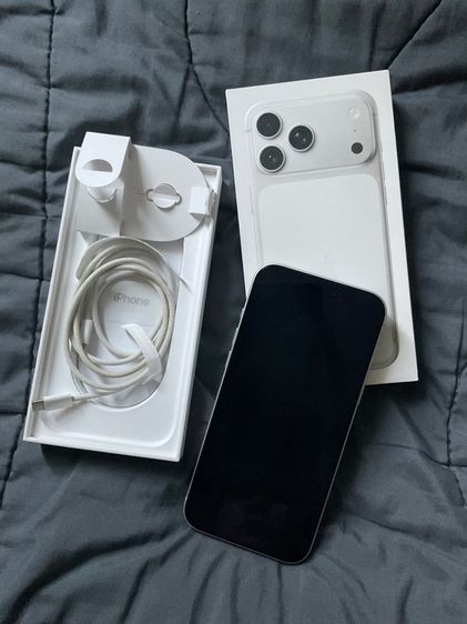ขาย iPhone 17 Pro Max 256GB Silver ไอโฟน 17 PM ประกันเหลือยาว มีนา70 แบต 100 รูปที่ 2