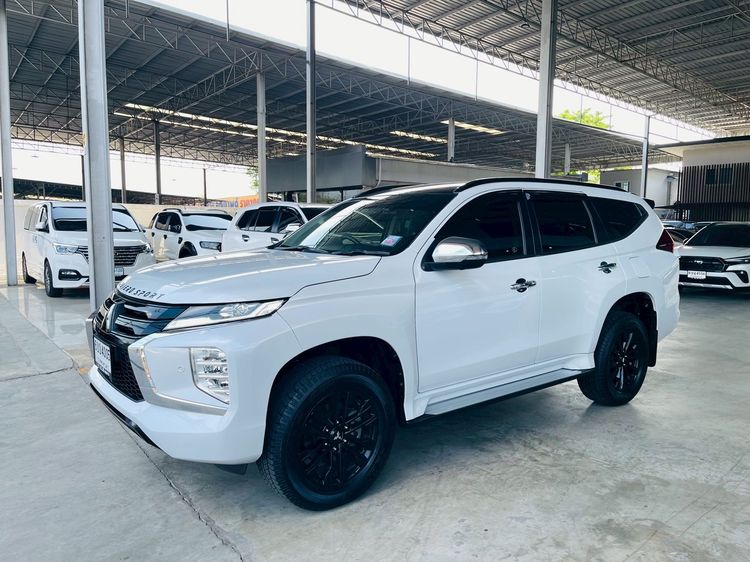 รถ Mitsubishi Pajero Sport 2.4 GT Premium Elite Edition 4WD สี ขาว