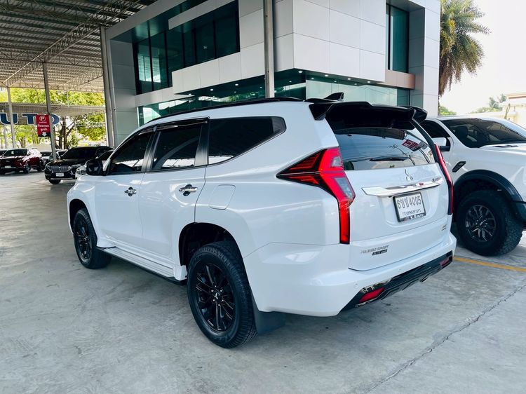 Mitsubishi Pajero Sport 2022 2.4 GT Premium Elite Edition 4WD Utility-car ดีเซล ไม่ติดแก๊ส เกียร์อัตโนมัติ ขาว รูปที่ 3