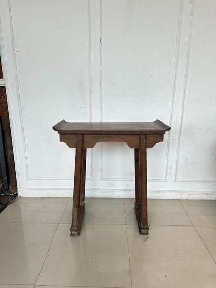 อื่นๆ ไม้ น้ำตาล โต๊ะคอนโซล สไตล์จีน แบบปลายงอน (Altar Table)