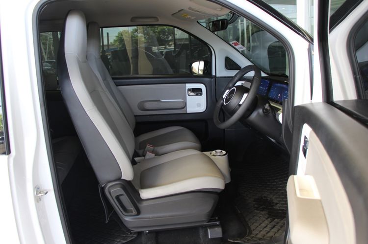 Wuling Air EV 2024 Long Range Sedan ไฟฟ้า ไม่ติดแก๊ส เกียร์อัตโนมัติ ขาว รูปที่ 4