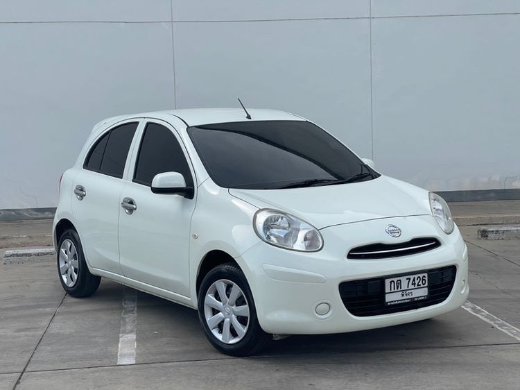 รถ Nissan March 1.2 VL สี ขาว