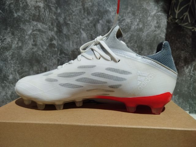 รองเท้าสตั๊ด adidas X Speedflow.2 HG AG
รองท็อปสายสปีด
Size : 42 หรือ 265
  รูปที่ 9