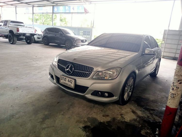 รถ Mercedes-Benz C-Class C200 CGI สี บรอนซ์เงิน