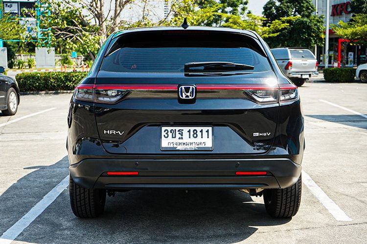 Honda HR-V 2022 1.5 e:HEV E Utility-car ไฮบริด เกียร์อัตโนมัติ ดำ รูปที่ 4