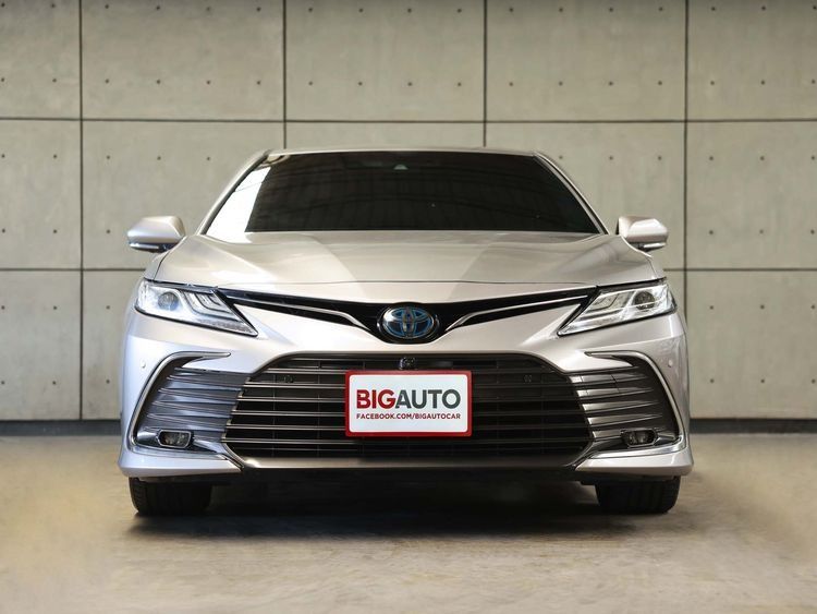 Toyota Camry 2023 2.5 HEV Premium Luxury Sedan ไฮบริด ไม่ติดแก๊ส เกียร์อัตโนมัติ เทา รูปที่ 3
