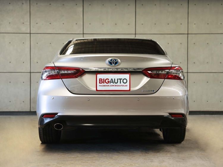 Toyota Camry 2023 2.5 HEV Premium Luxury Sedan ไฮบริด ไม่ติดแก๊ส เกียร์อัตโนมัติ เทา รูปที่ 4