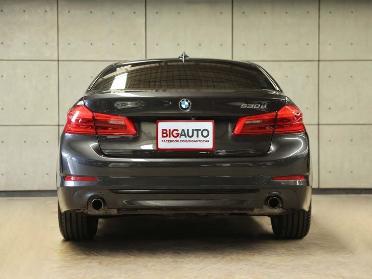 BMW Series 5 2020 530e Sedan ไฮบริด ไม่ติดแก๊ส เกียร์อัตโนมัติ เทา รูปที่ 4
